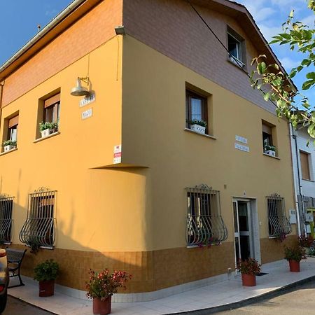 Vivienda Vacacional El Majo Siero Eksteriør bilde